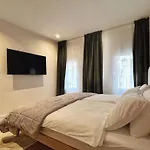Elegant Apartment Near Prato Della Valle & Basilica Santo